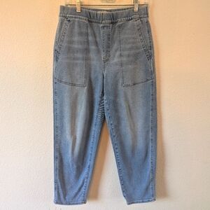 Madewell Elastic Waist Jeans. See picture how they fit. Size Small.